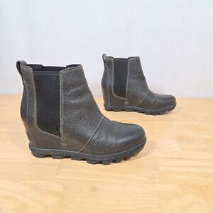 Sorel Women's Sz 8 Joan of Arctic Wedge II Chelsea Ankle Boots Black Leather